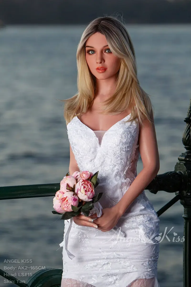 Lisa 165cm(5ft5) F-cup Silicone Realistic Sex Doll view 1