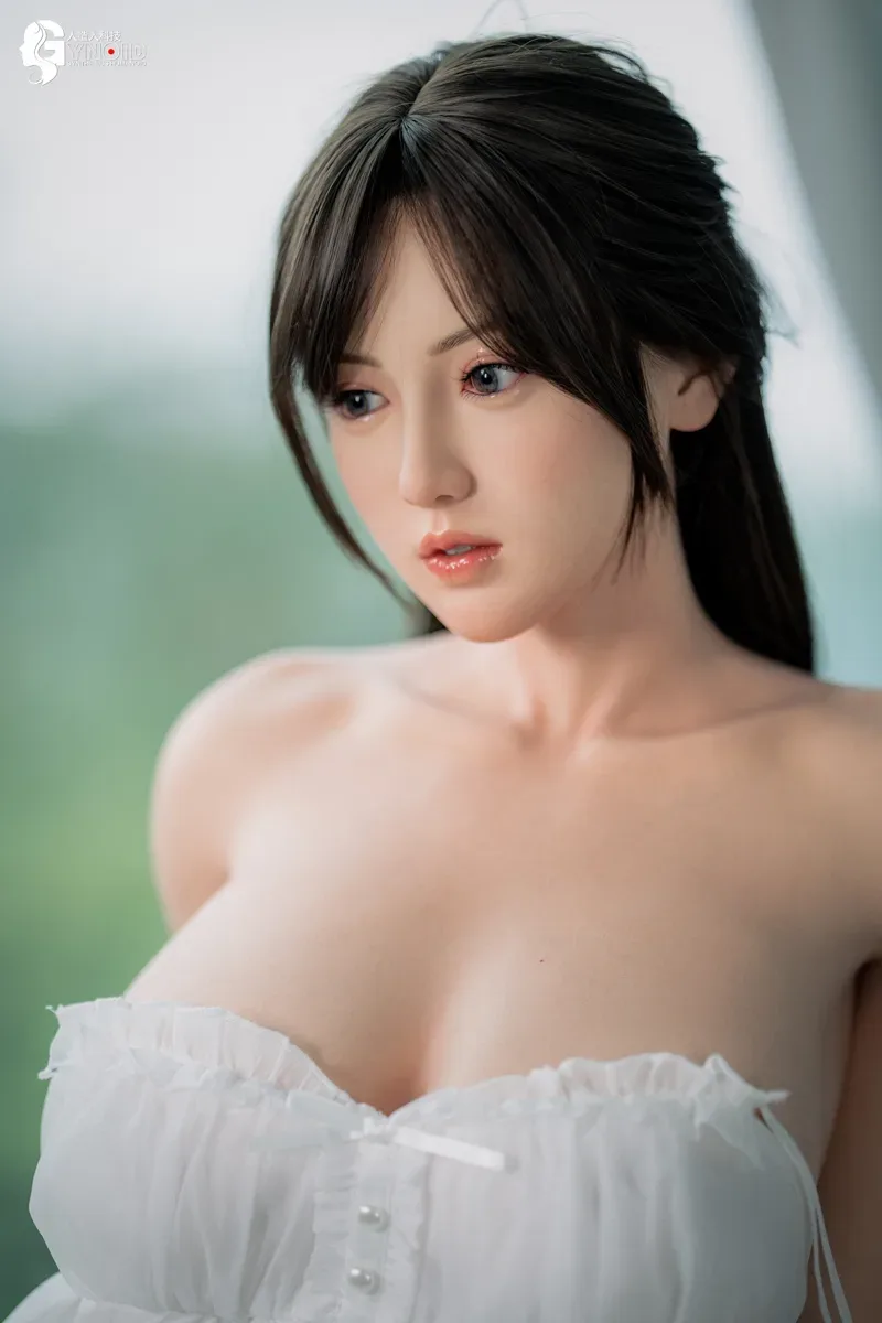 Leyla 168cm(5ft6) F-cup Premium Silicone Sex Doll - Gynoid Doll®